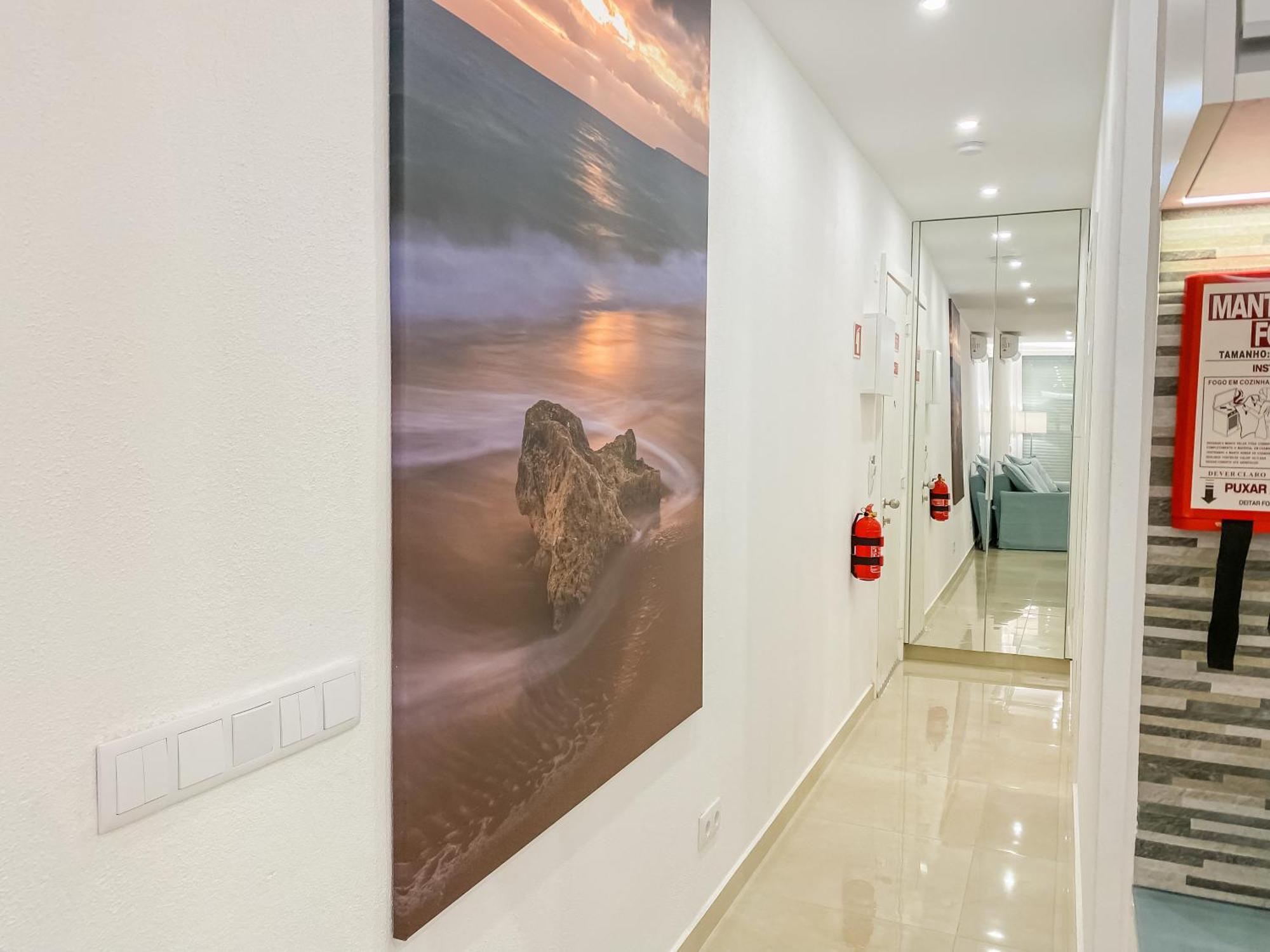 Luxury 2 Min Beach With Balcony, Ocean View, Wifi, Ac, Smarttv Portimão Eksteriør bilde