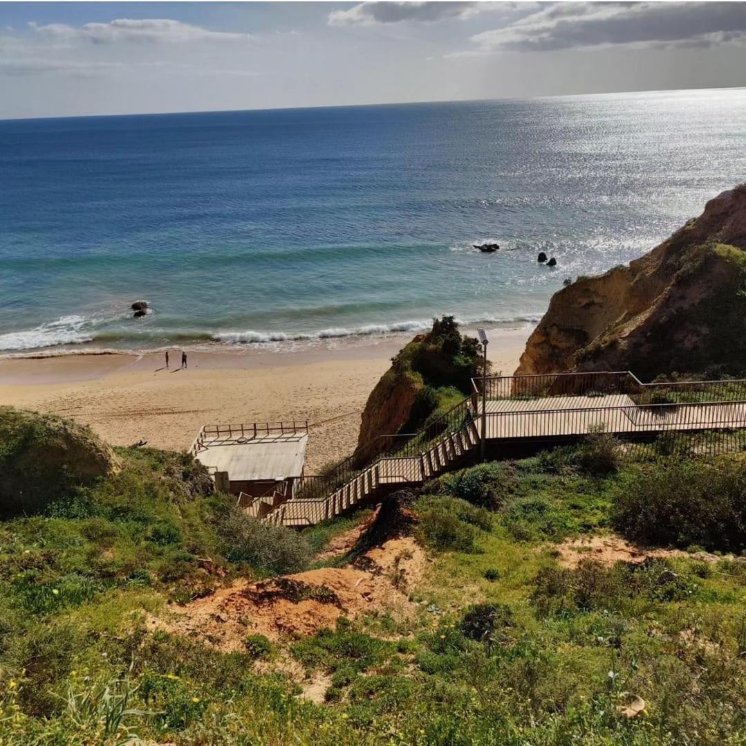 Luxury 2 Min Beach With Balcony, Ocean View, Wifi, Ac, Smarttv Portimão Eksteriør bilde