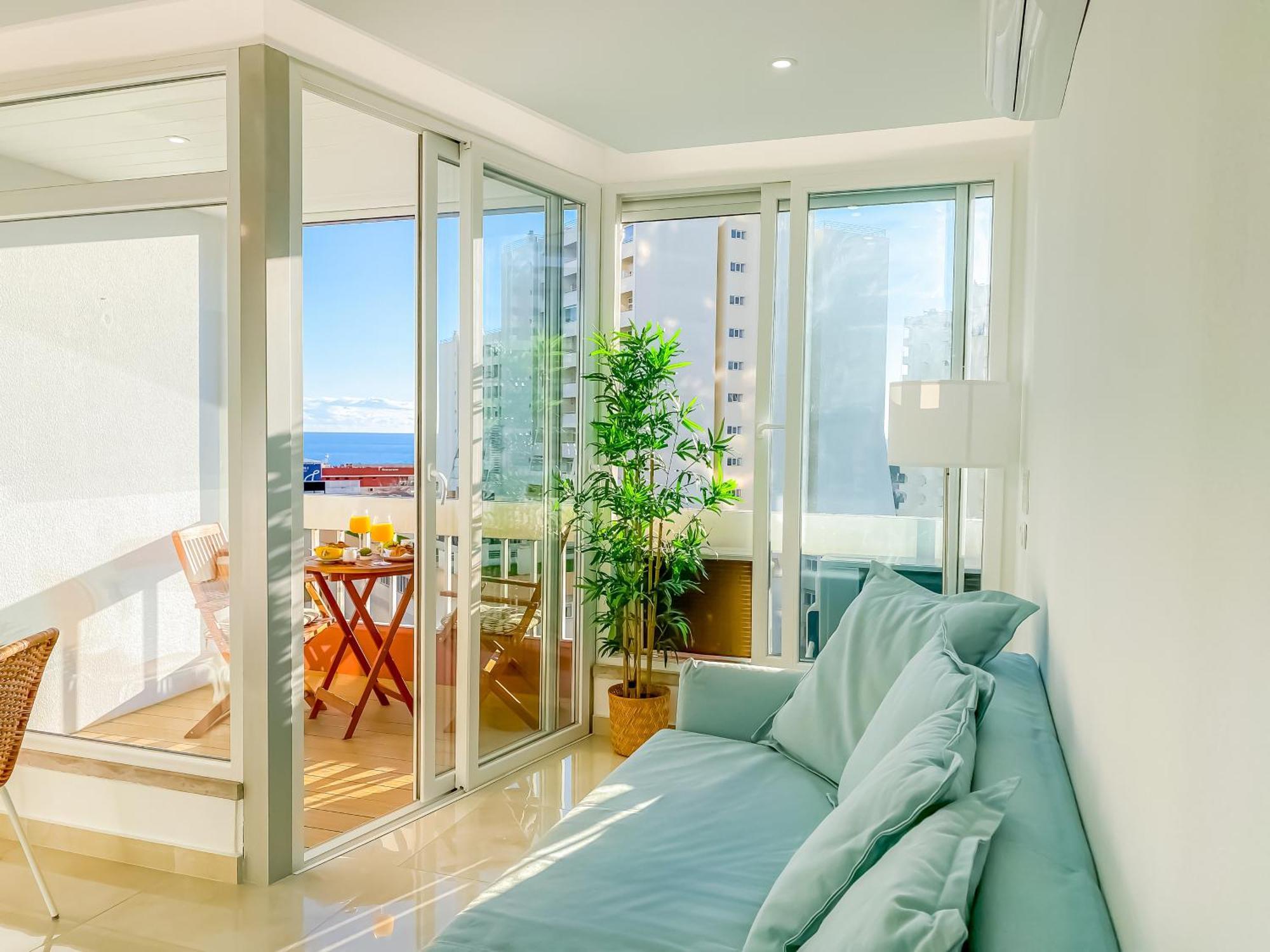 Luxury 2 Min Beach With Balcony, Ocean View, Wifi, Ac, Smarttv Portimão Eksteriør bilde