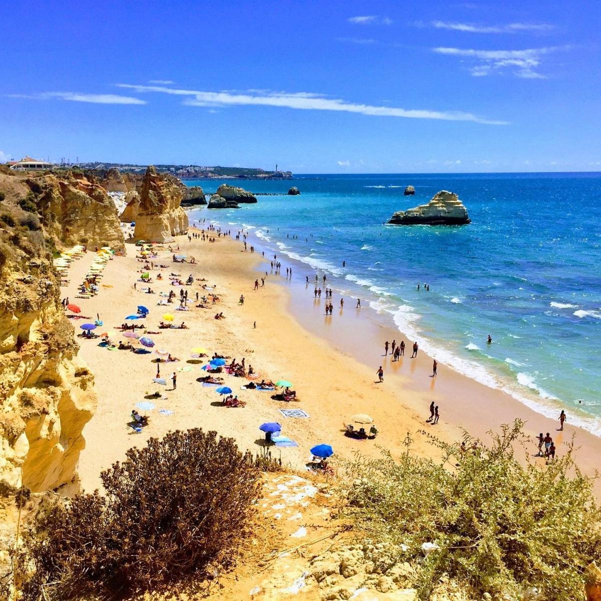 Luxury 2 Min Beach With Balcony, Ocean View, Wifi, Ac, Smarttv Portimão Eksteriør bilde