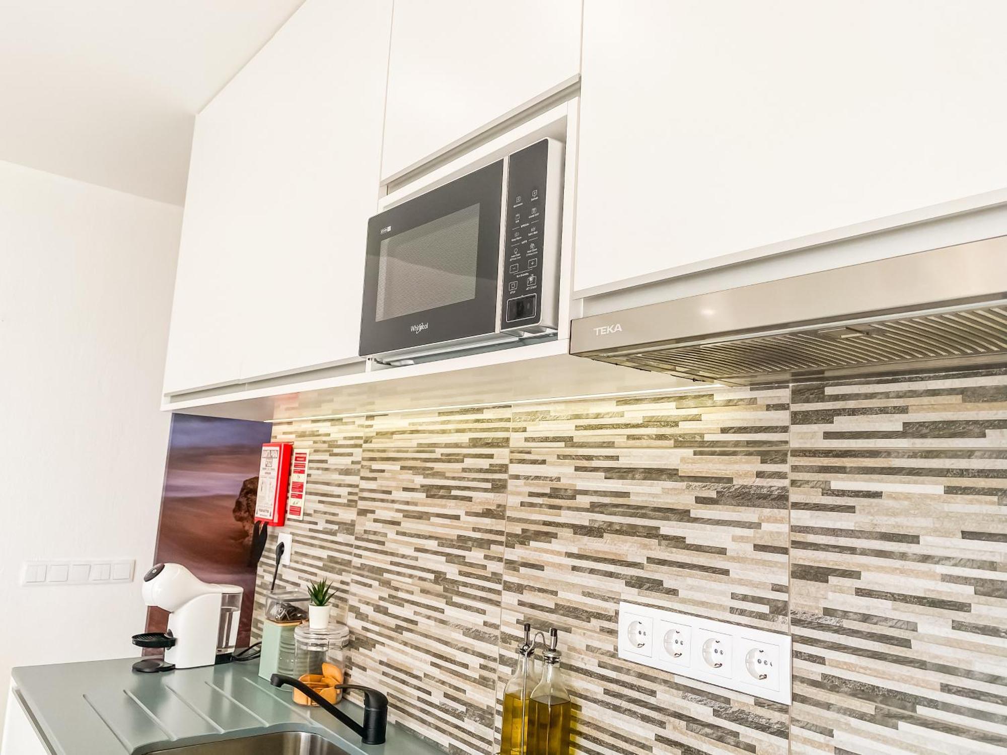 Luxury 2 Min Beach With Balcony, Ocean View, Wifi, Ac, Smarttv Portimão Eksteriør bilde