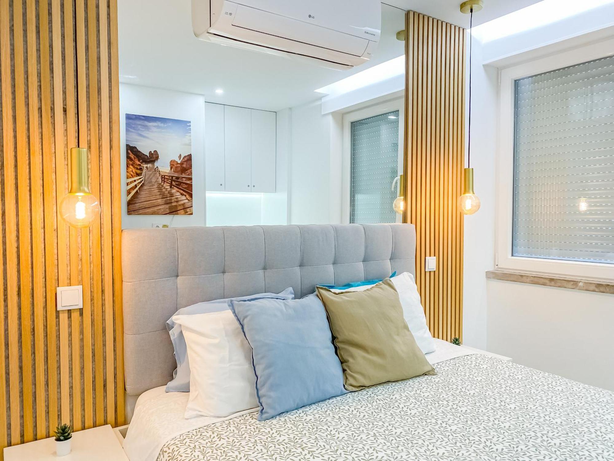 Luxury 2 Min Beach With Balcony, Ocean View, Wifi, Ac, Smarttv Portimão Eksteriør bilde
